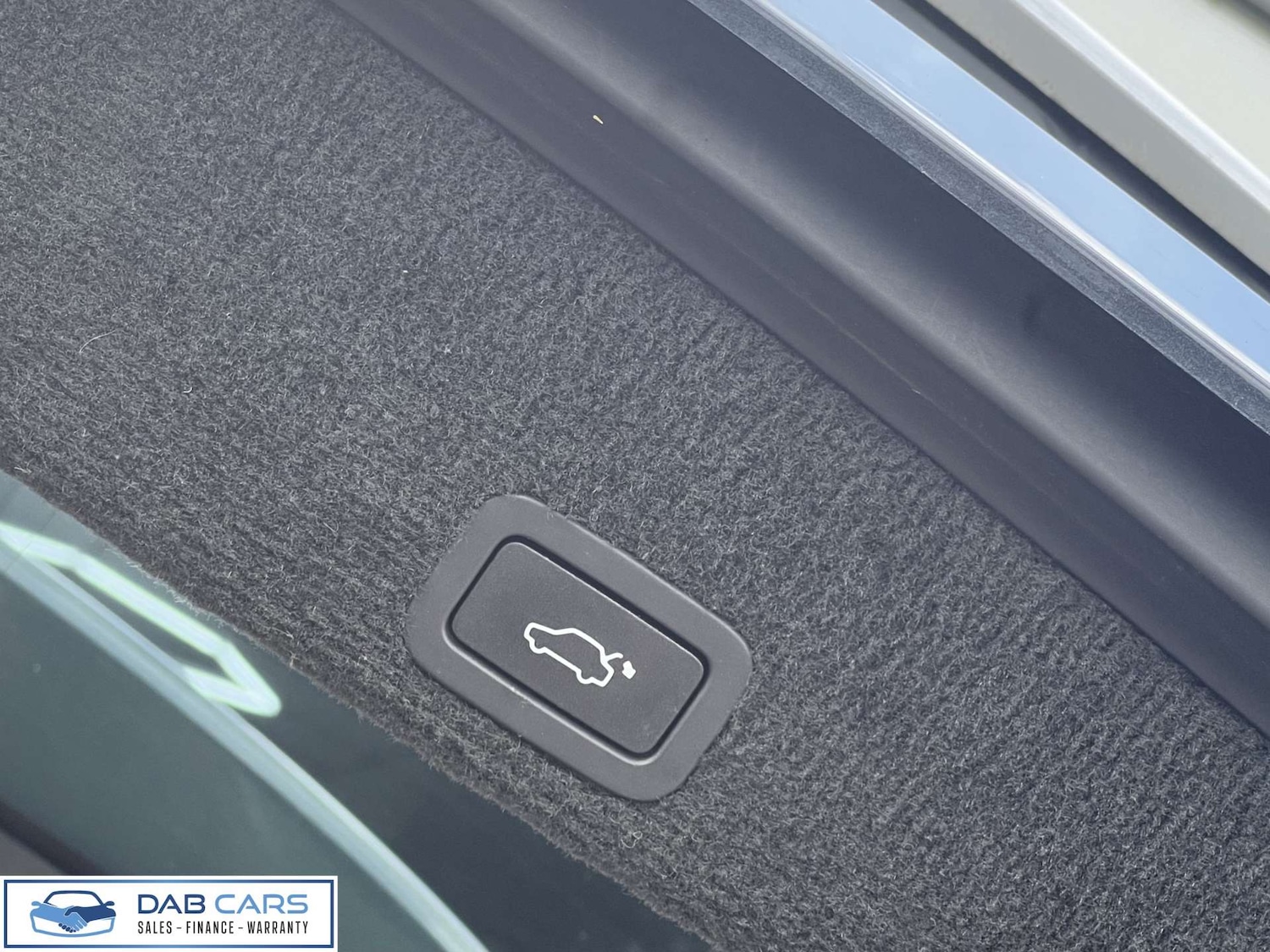 Used Volvo XC60 2015 for sale - 76921216: Photo 29