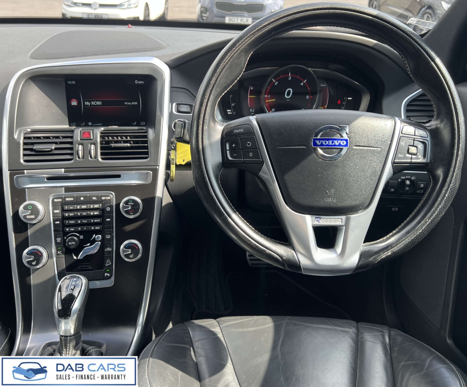 Used Volvo XC60 2015 for sale - 76921216: Photo 41