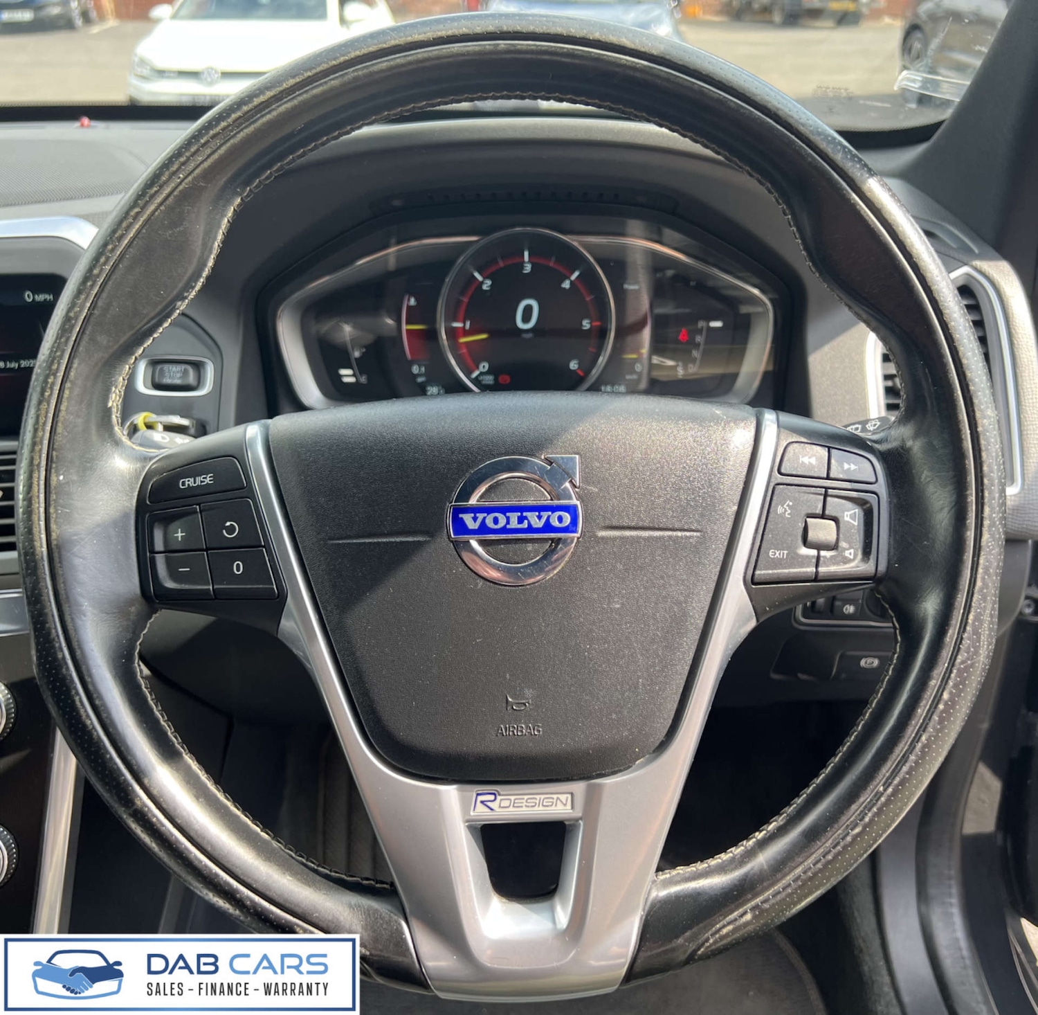 Used Volvo XC60 2015 for sale - 76921216: Photo 44