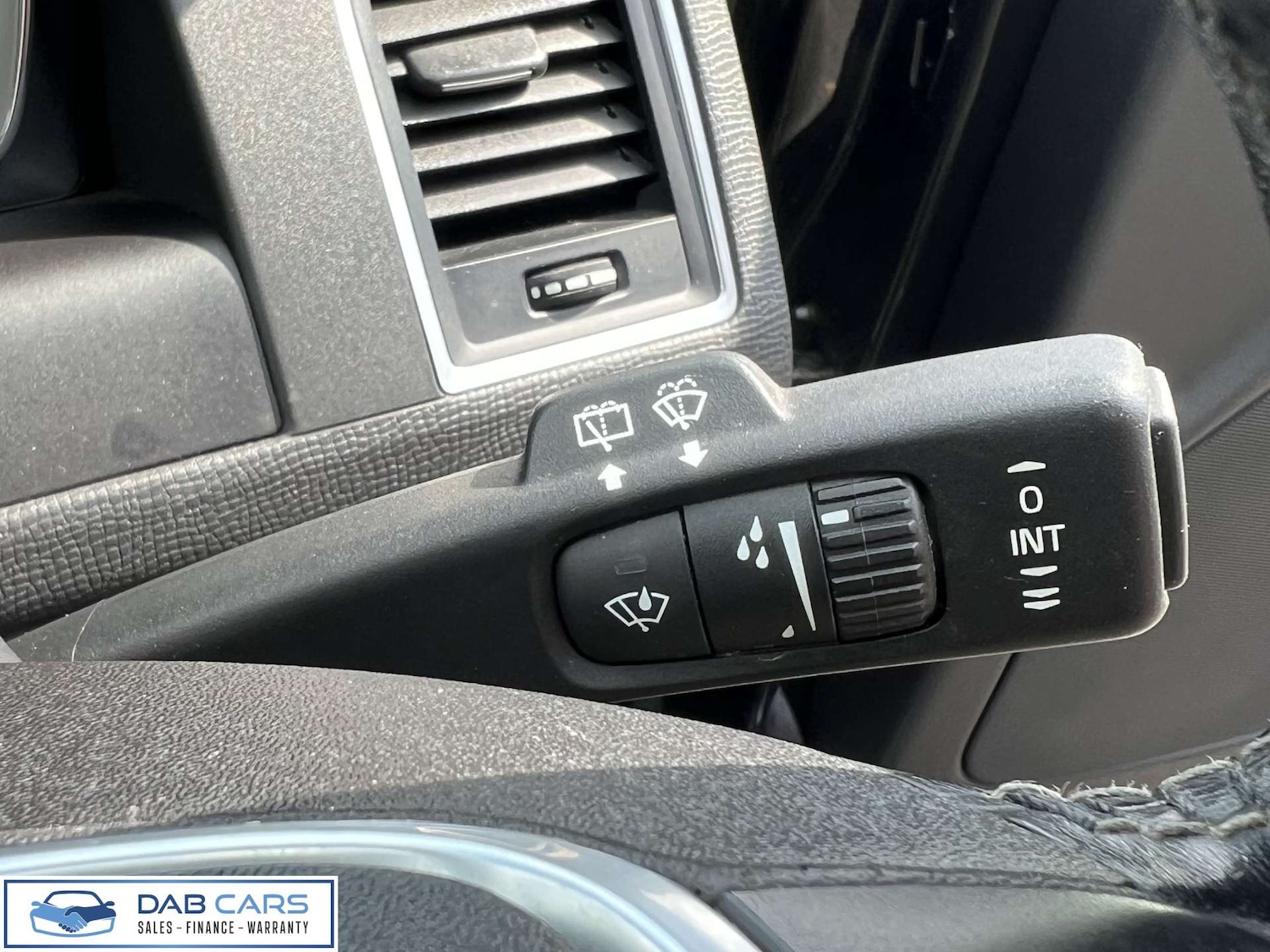 Used Volvo XC60 2015 for sale - 76921216: Photo 47