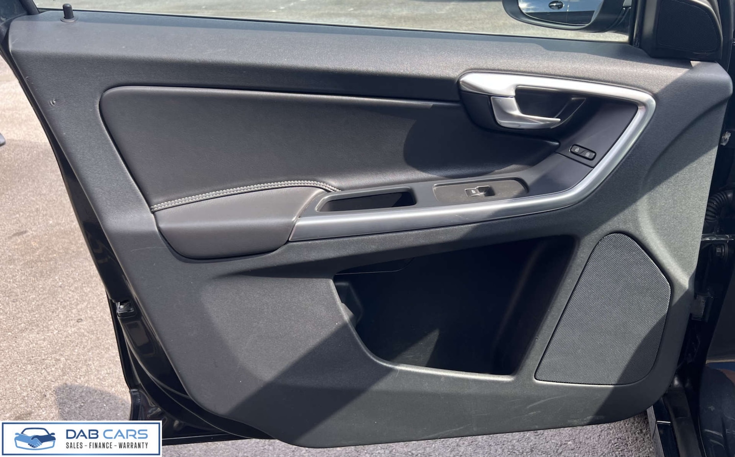 Used Volvo XC60 2015 for sale - 76921216: Photo 61