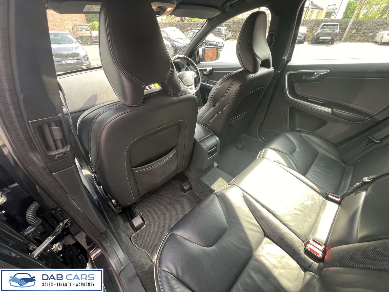 Used Volvo XC60 2015 for sale - 76921216: Photo 64