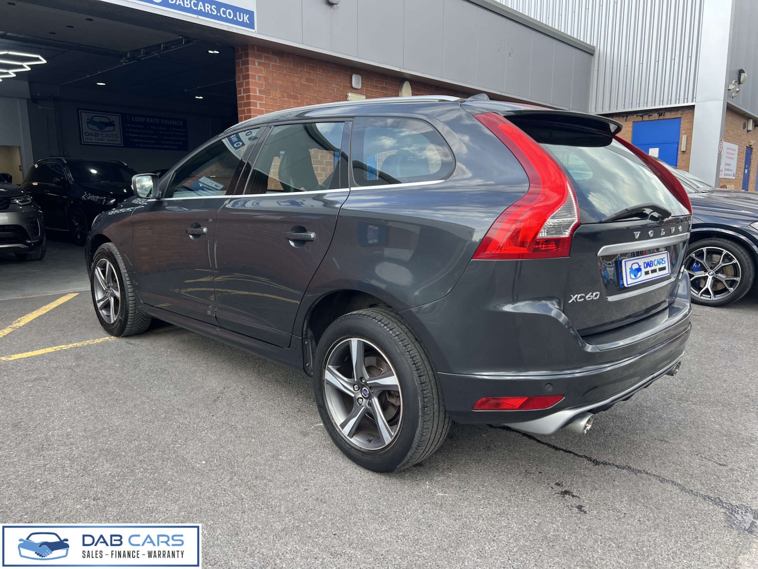 Used Volvo XC60 2015 for sale - 76921216: Photo 70