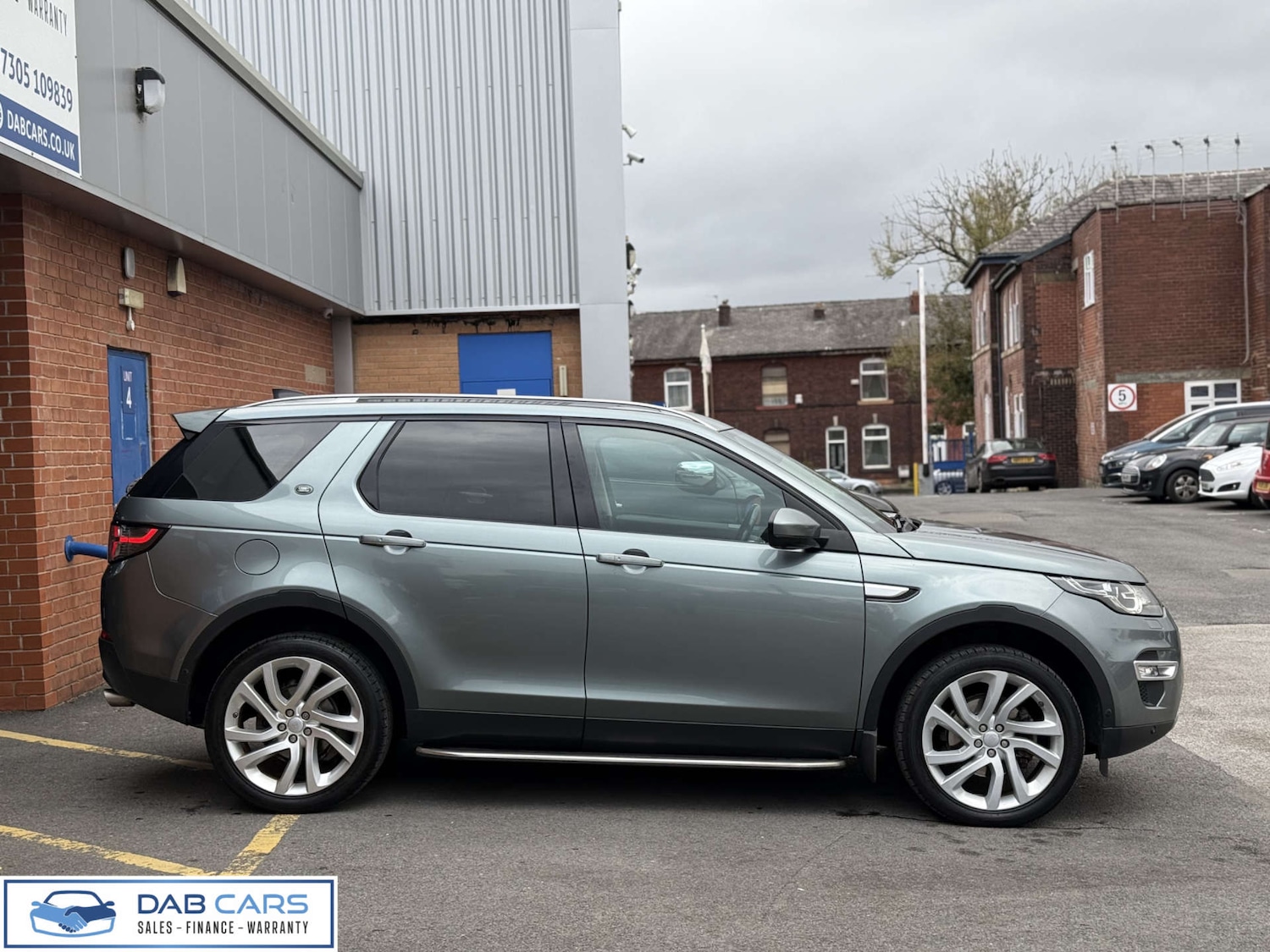 Used Land Rover Discovery Sport 2016 for sale - 76764993: Photo 10