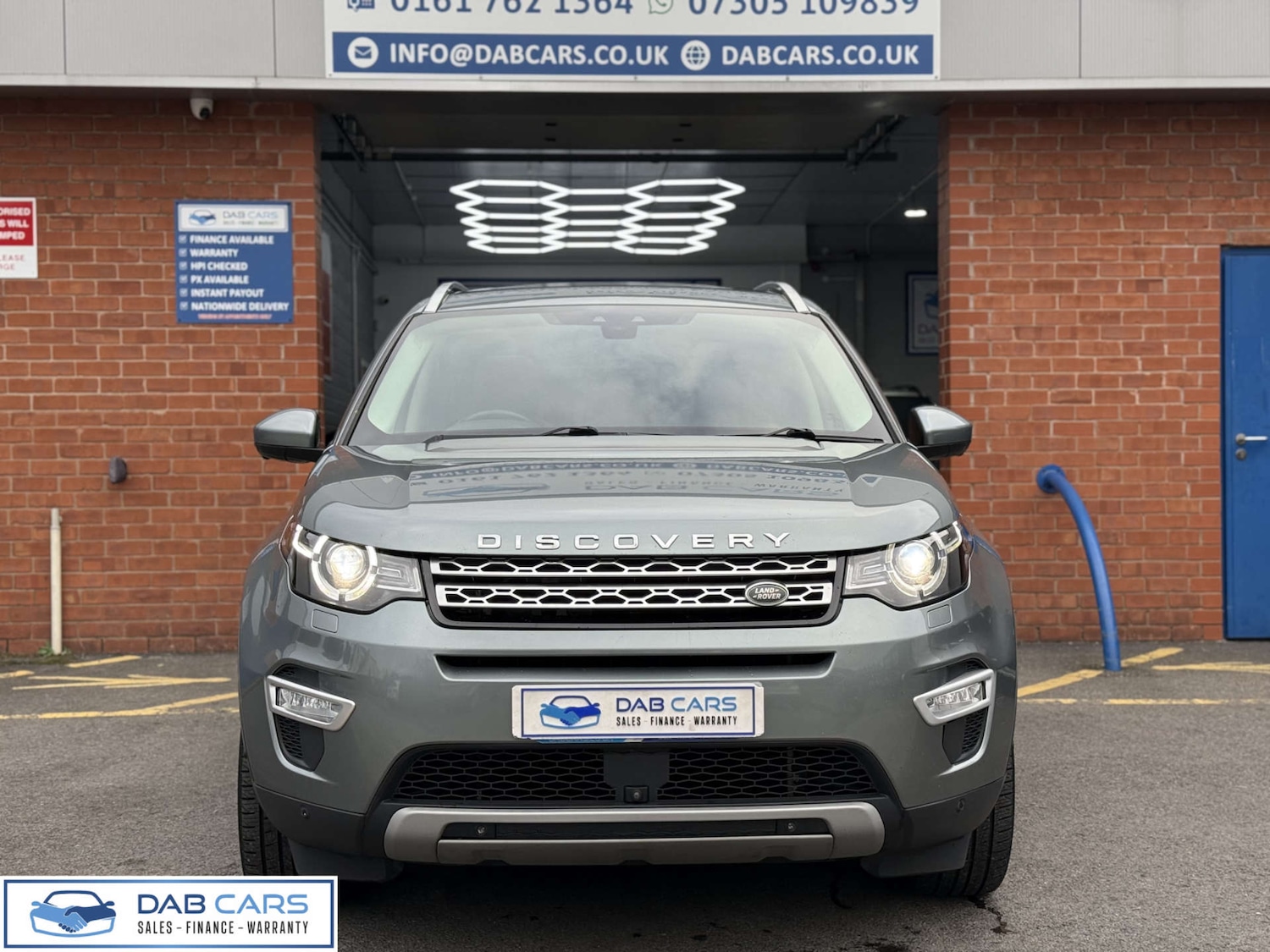 Used Land Rover Discovery Sport 2016 for sale - 76764993: Photo 2