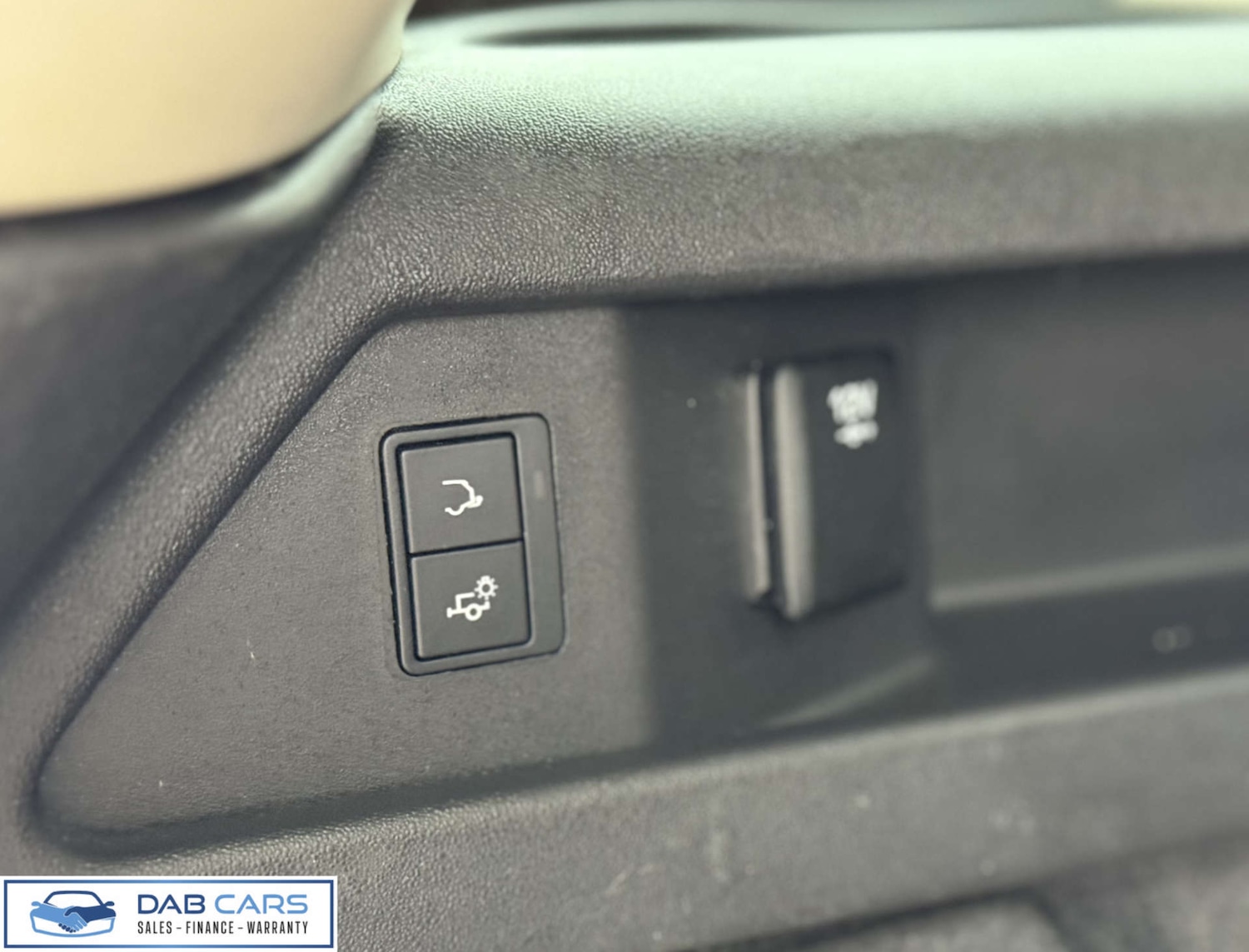 Used Land Rover Discovery Sport 2016 for sale - 76764993: Photo 25