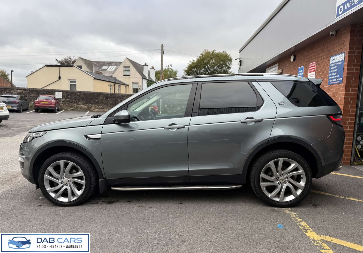 Used Land Rover Discovery Sport 2016 for sale - 76764993: Photo 5