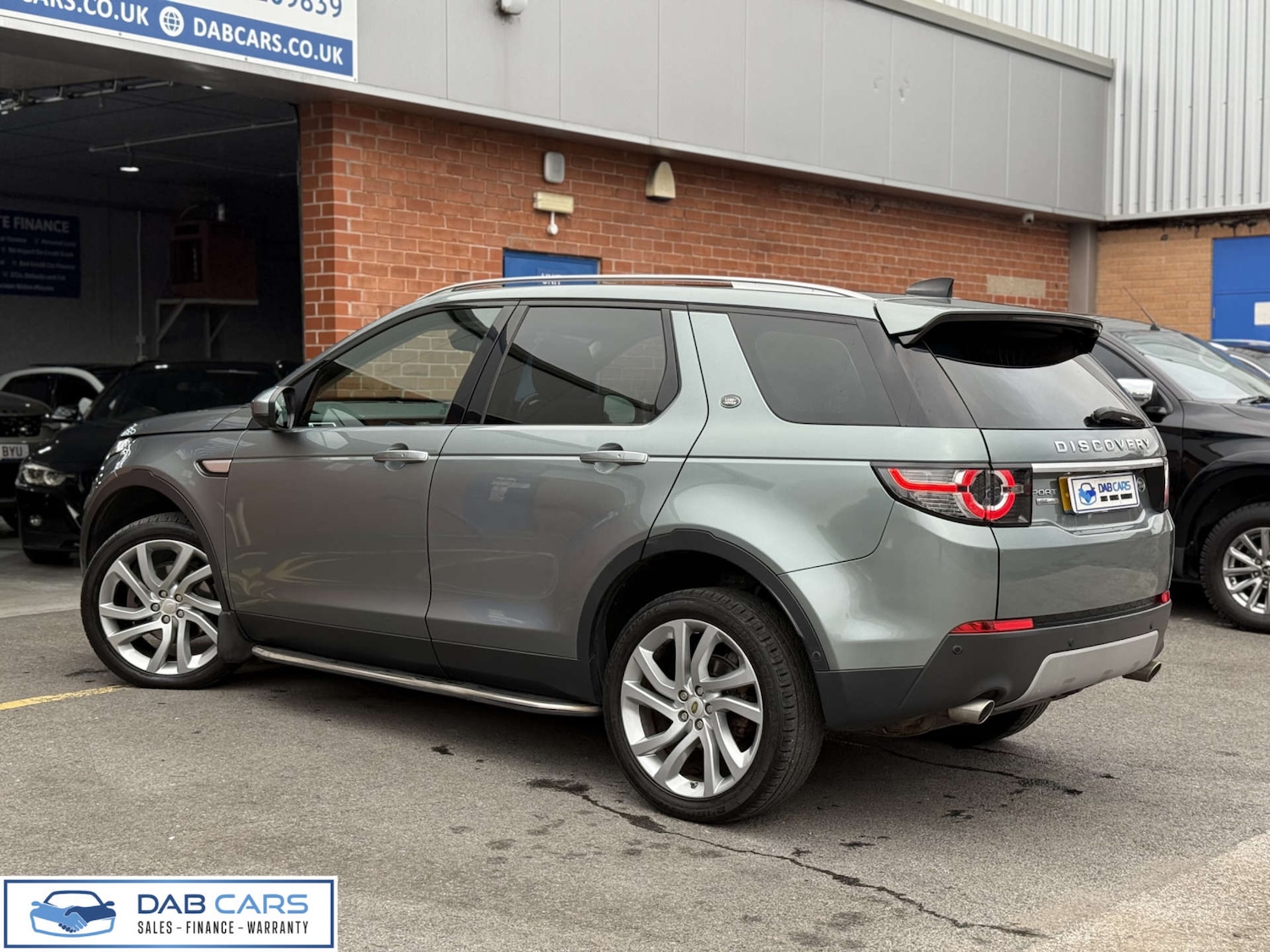 Used Land Rover Discovery Sport 2016 for sale - 76764993: Photo 6