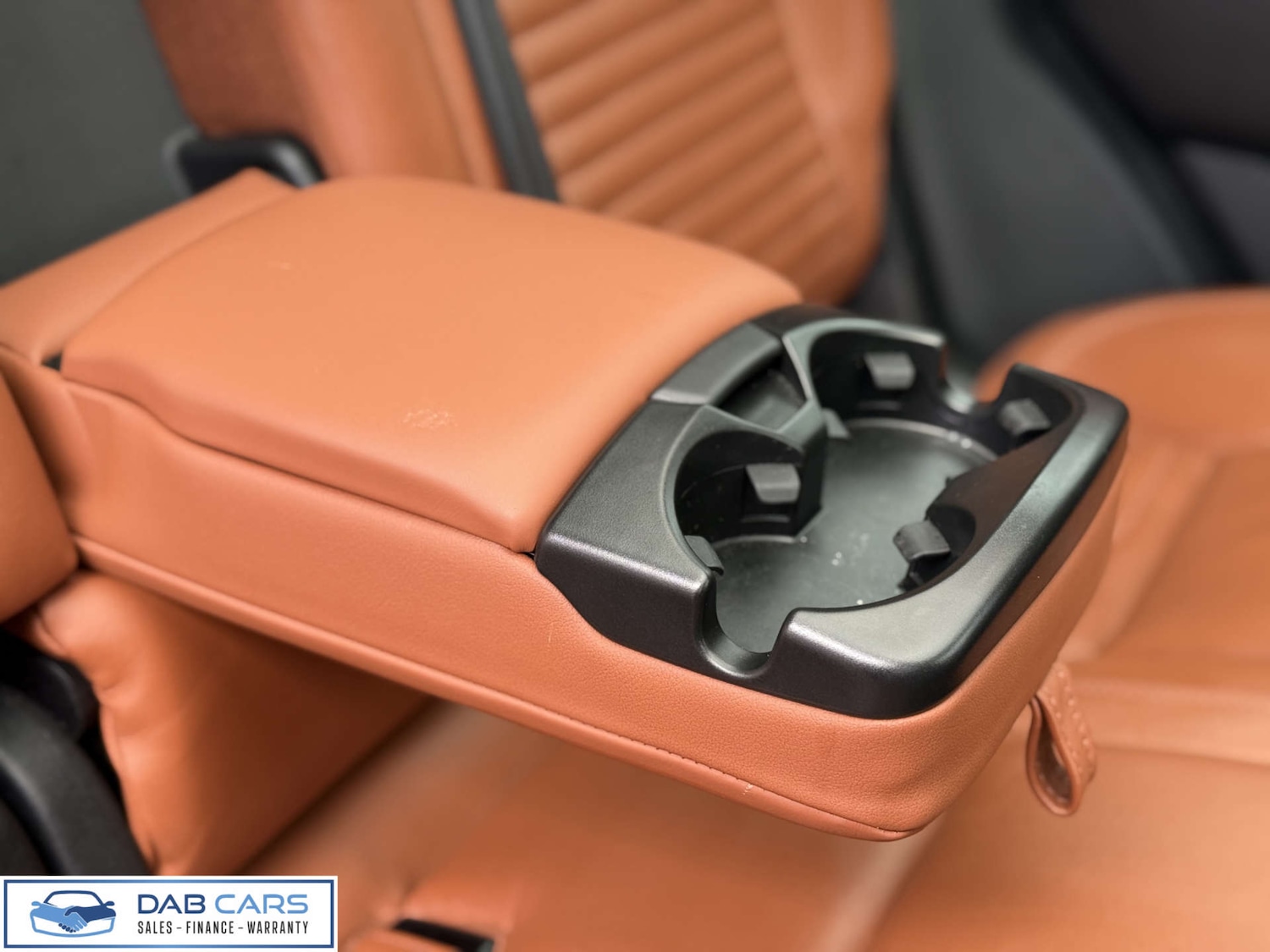 Used Land Rover Discovery Sport 2016 for sale - 76764993: Photo 77