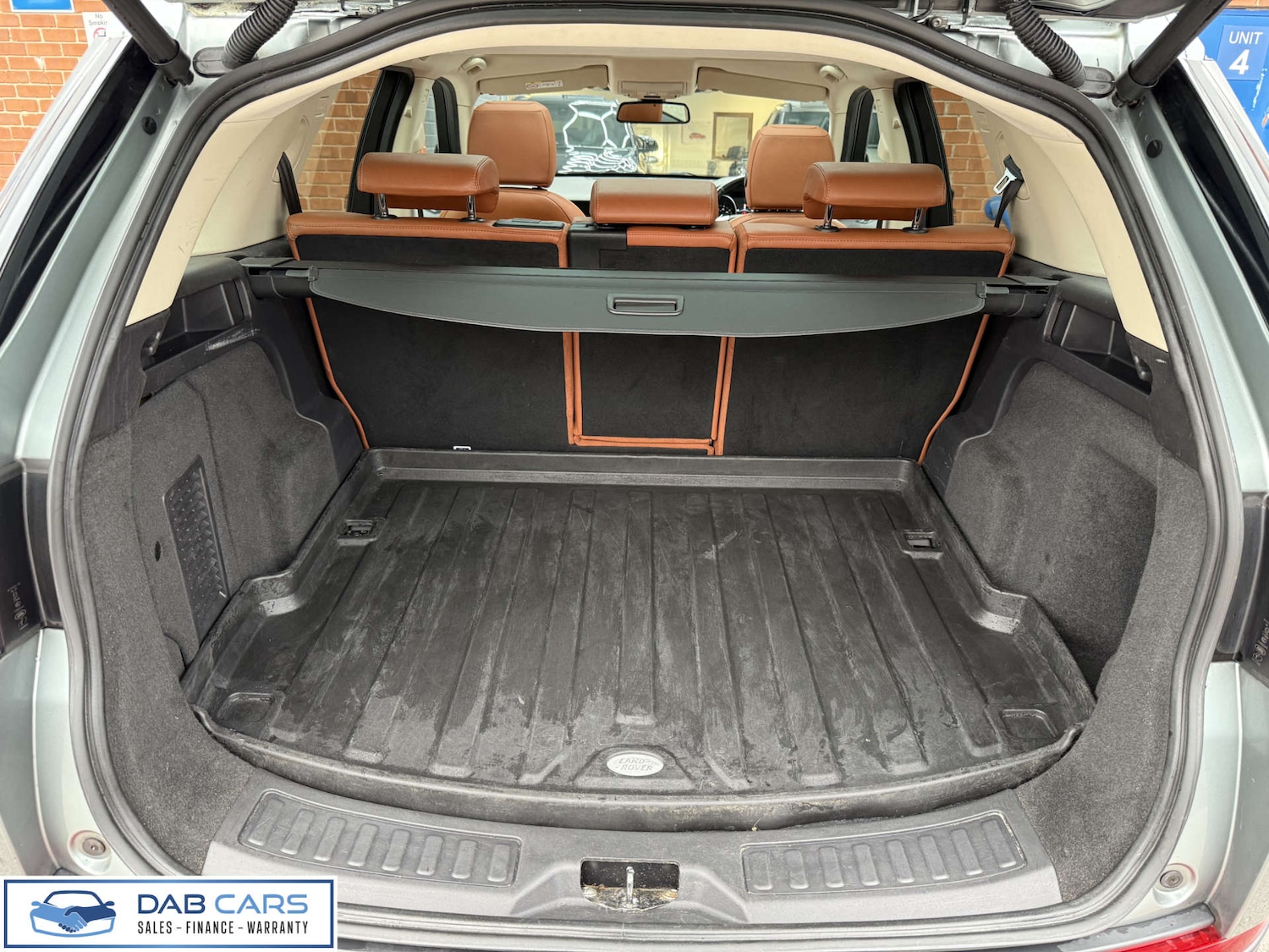 Used Land Rover Discovery Sport 2016 for sale - 76764993: Photo 82