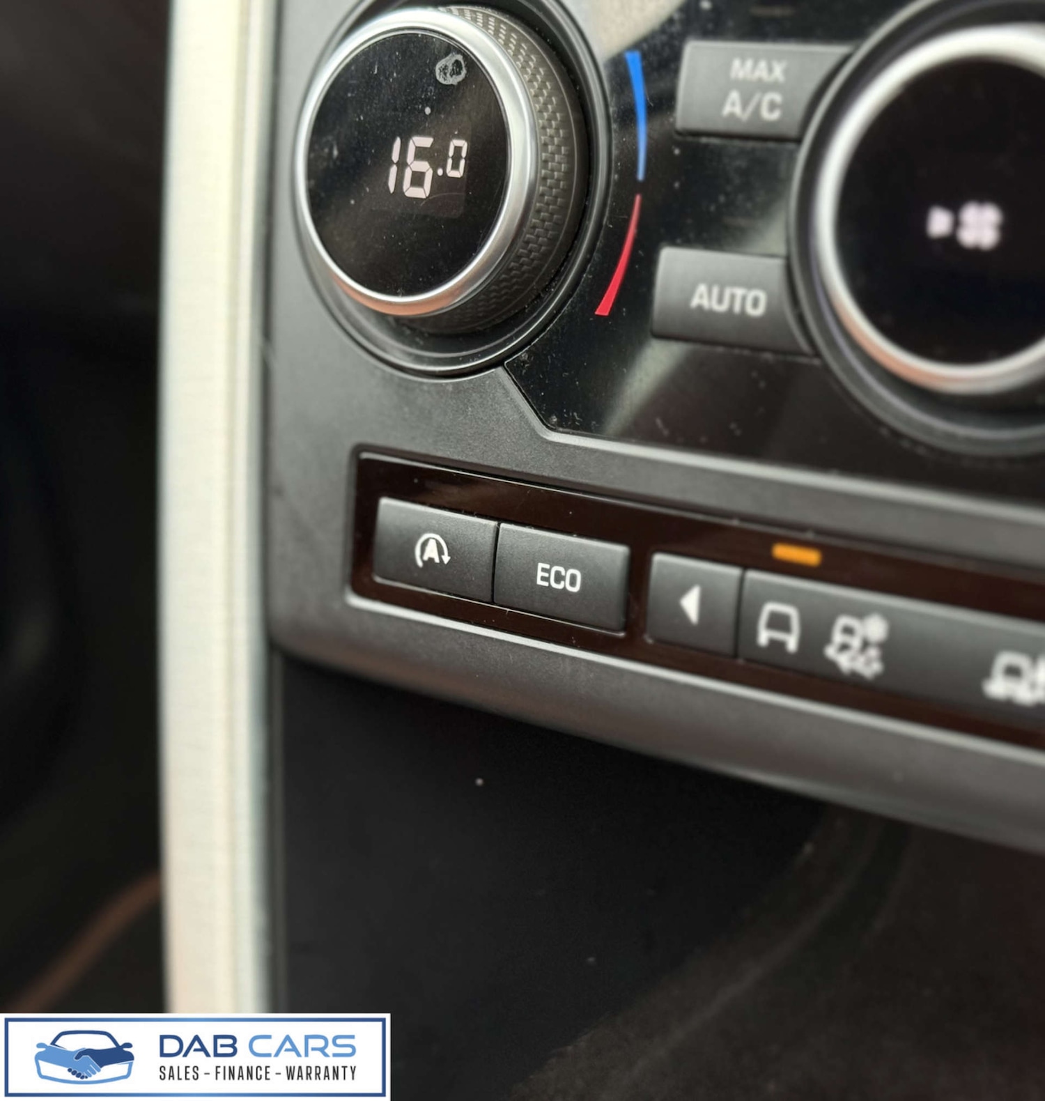 Used Land Rover Discovery Sport 2016 for sale - 76764993: Photo 95