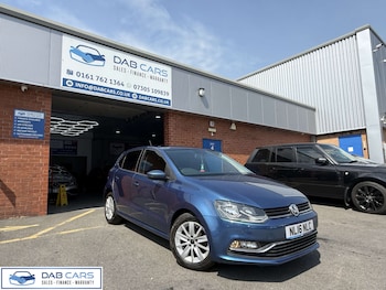 Used Volkswagen Polo 2016 for sale - 79035240: Photo