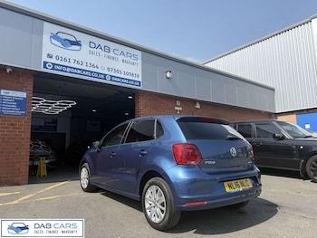 Used Volkswagen Polo 2016 for sale - 79035240: Photo