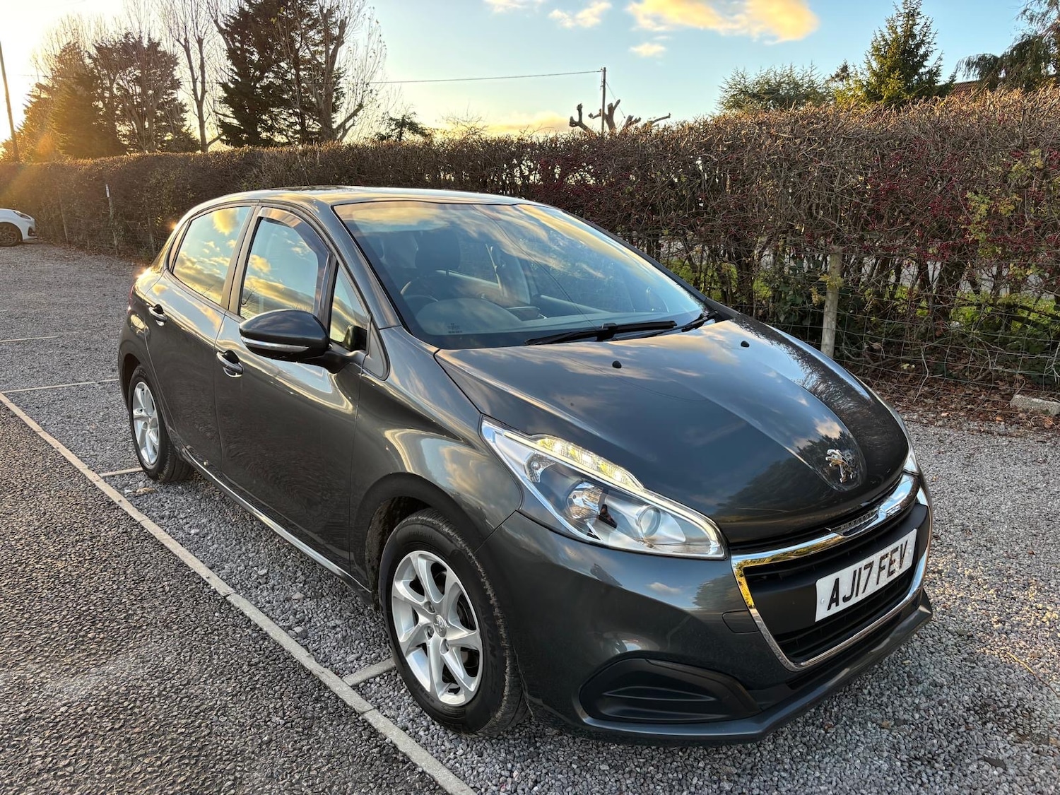 Used Peugeot 208 2017 for sale - 76698940: Photo 10