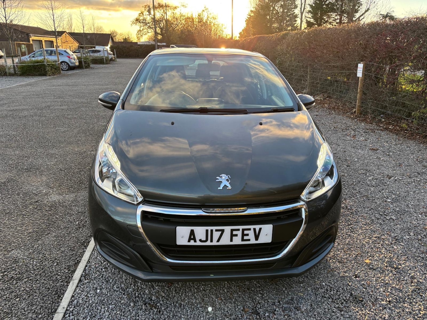 Used Peugeot 208 2017 for sale - 76698940: Photo 11