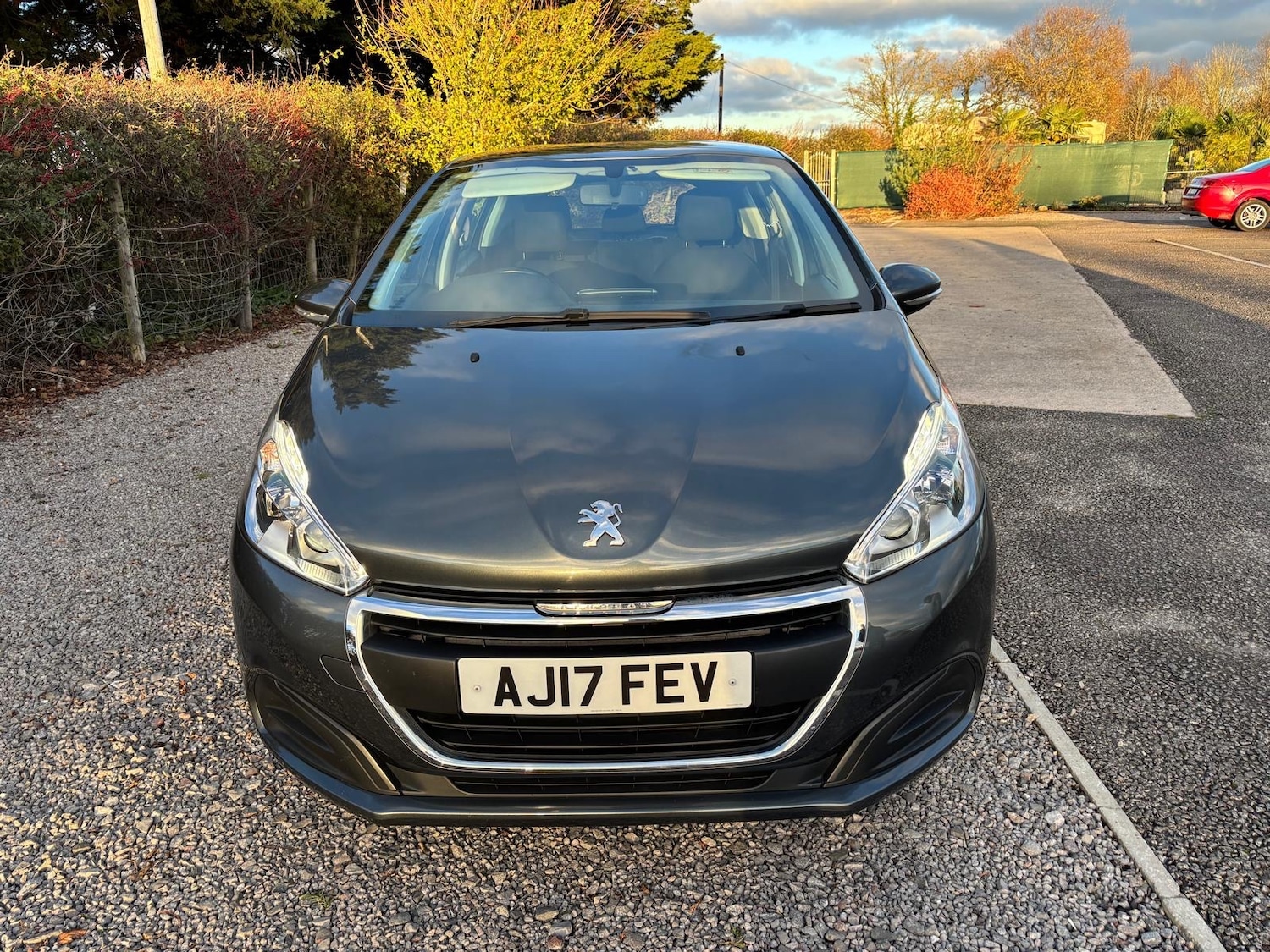 Used Peugeot 208 2017 for sale - 76698940: Photo 5