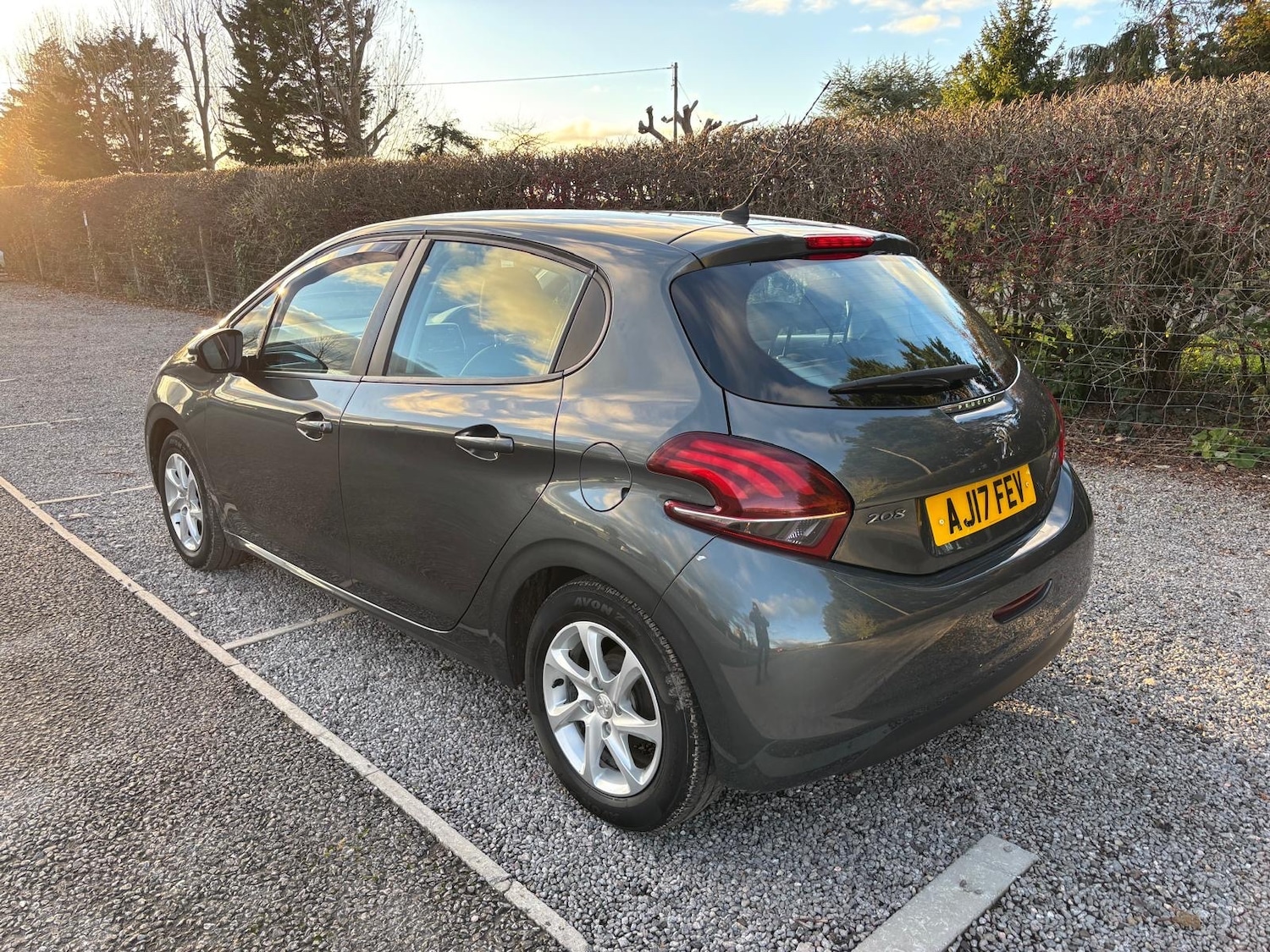 Used Peugeot 208 2017 for sale - 76698940: Photo 6
