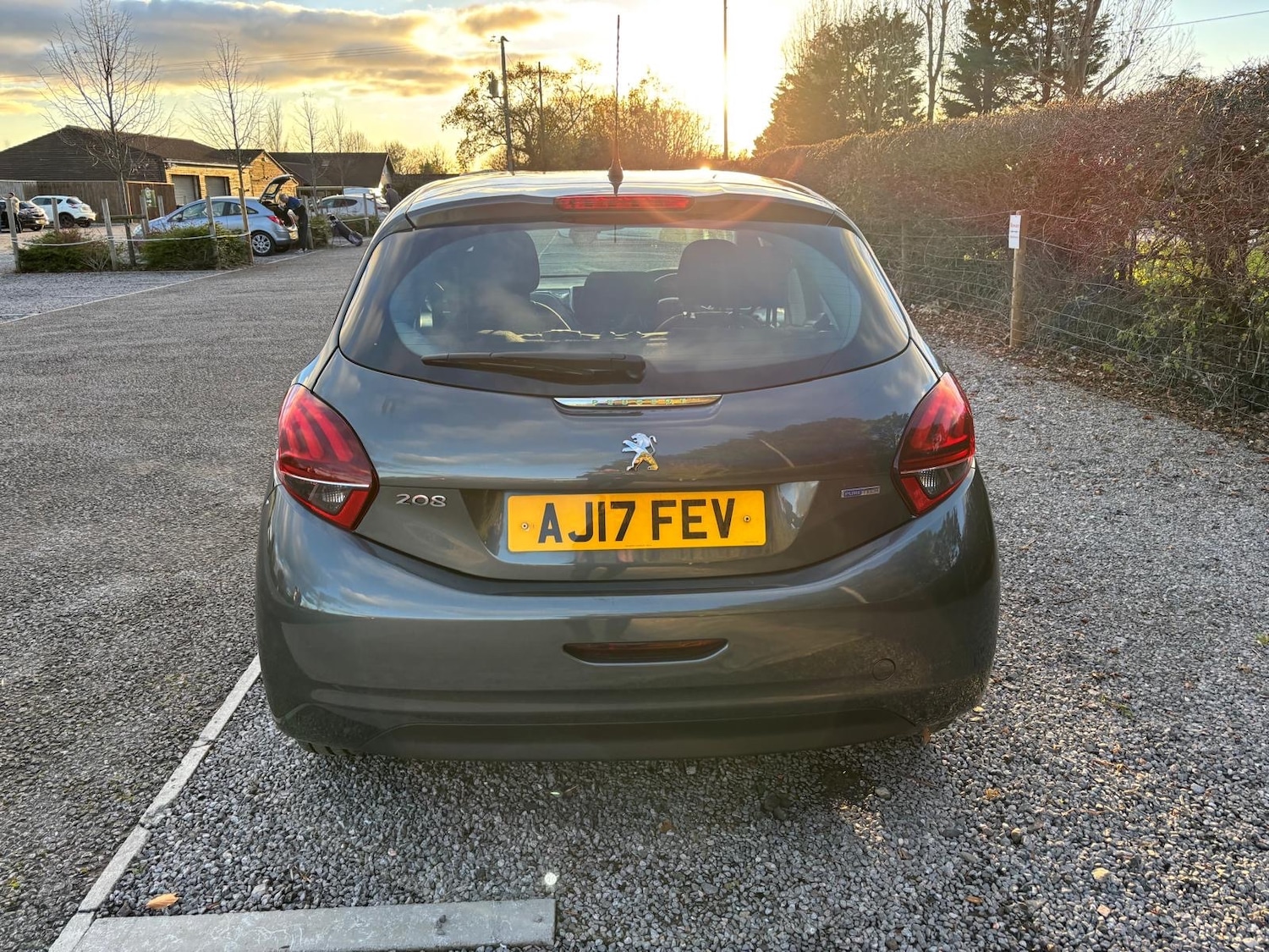 Used Peugeot 208 2017 for sale - 76698940: Photo 7