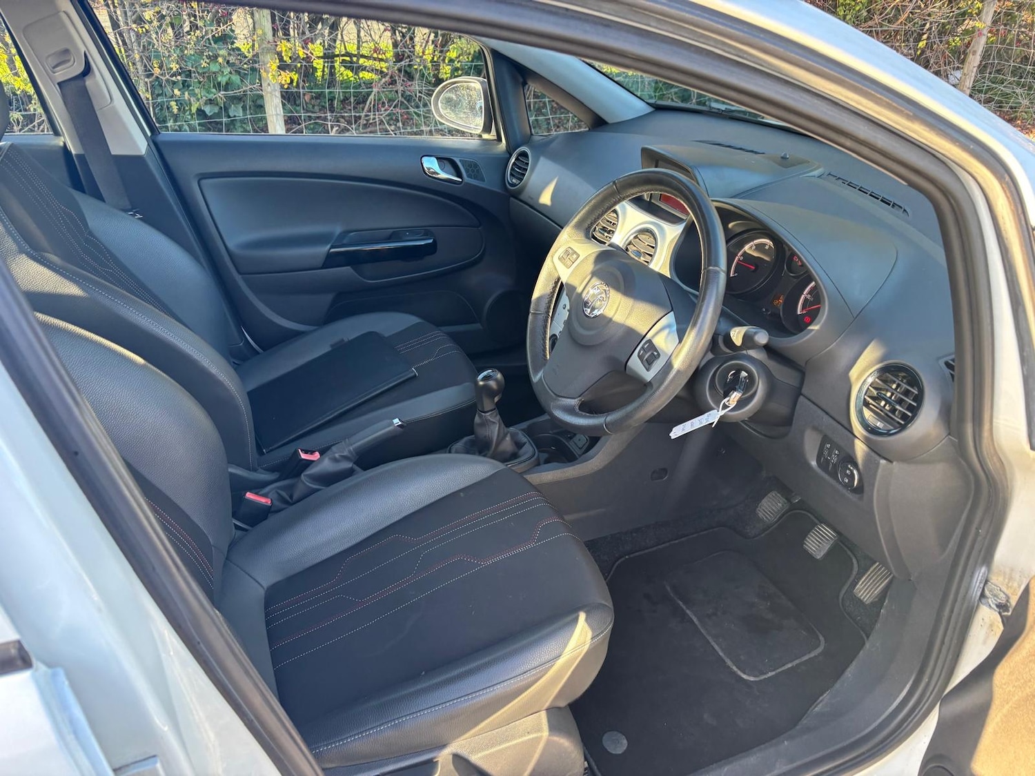 Used Vauxhall Corsa 2012 for sale - 76603303: Photo 13