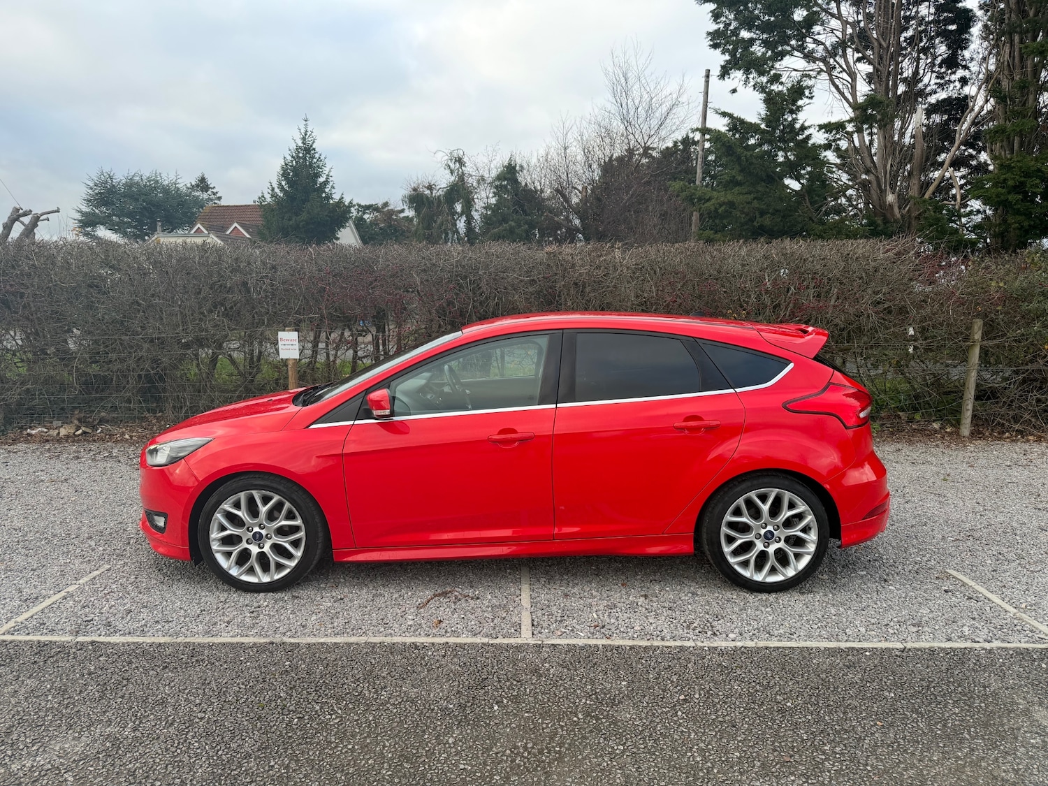 Used Ford Focus 2015 for sale - 76906383: Photo 2