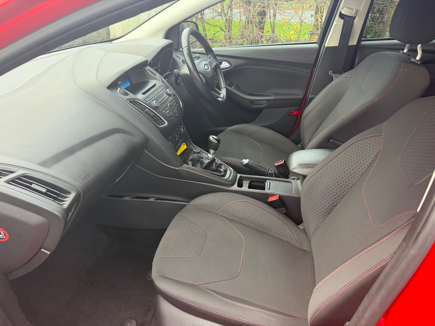 Used Ford Focus 2015 for sale - 76906383: Photo 5