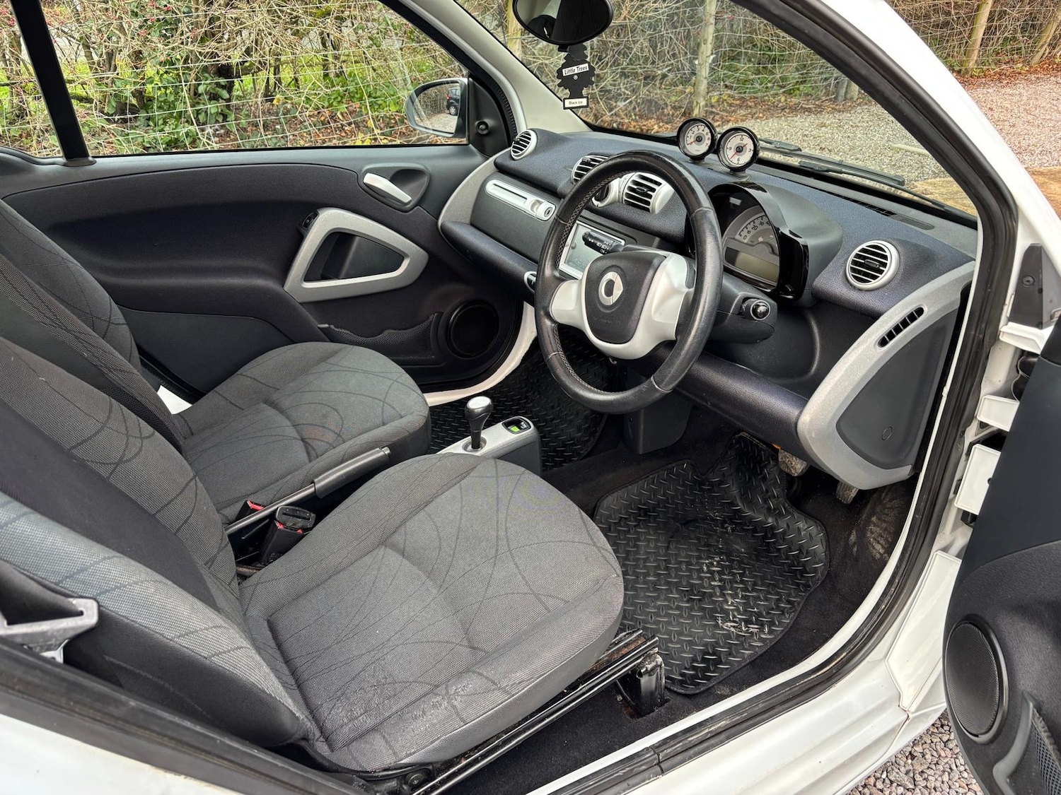 Used smart fortwo 2011 for sale - 77148949: Photo 13