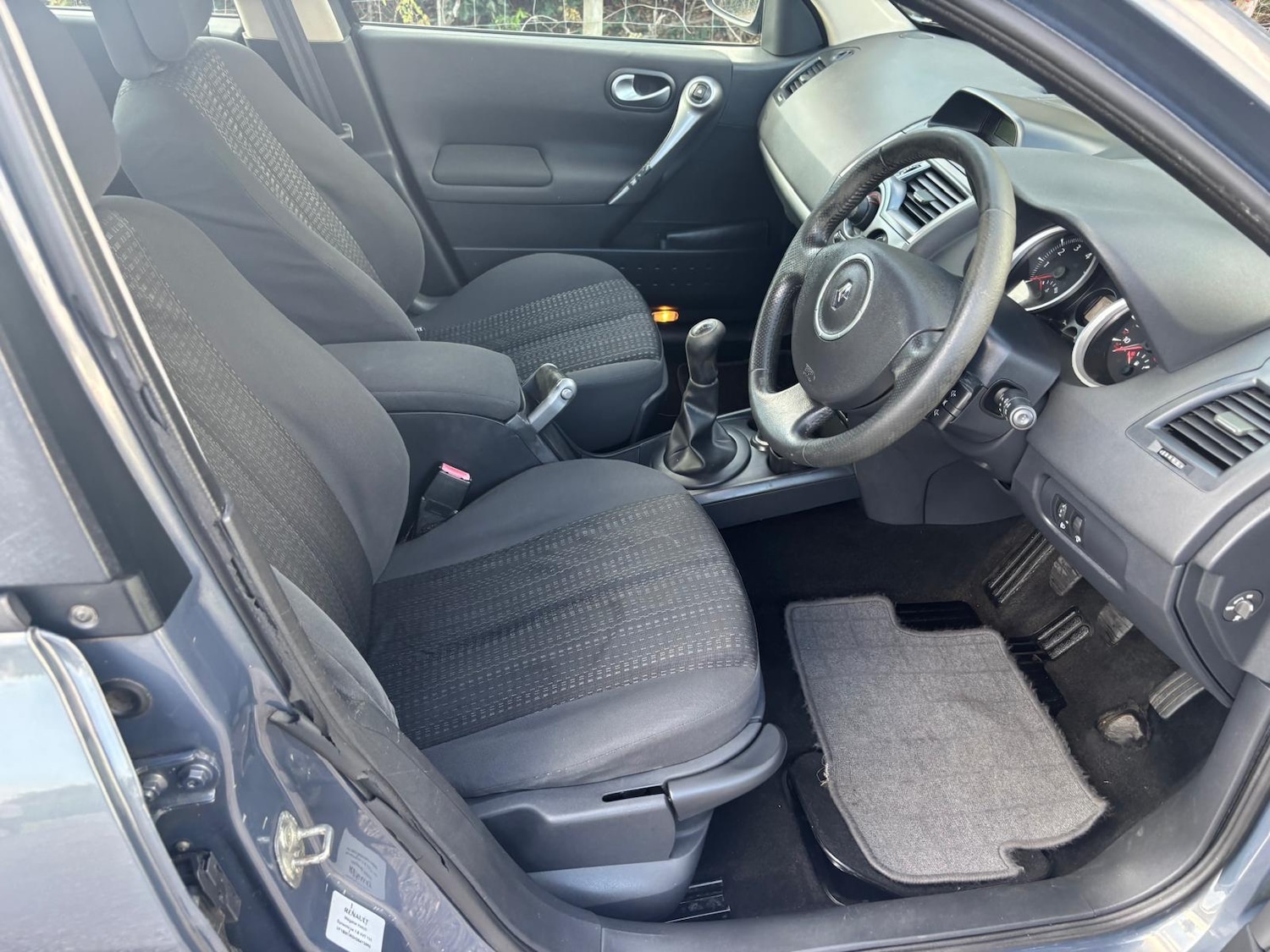 Used Renault Megane 2006 for sale - 76209174: Photo 12