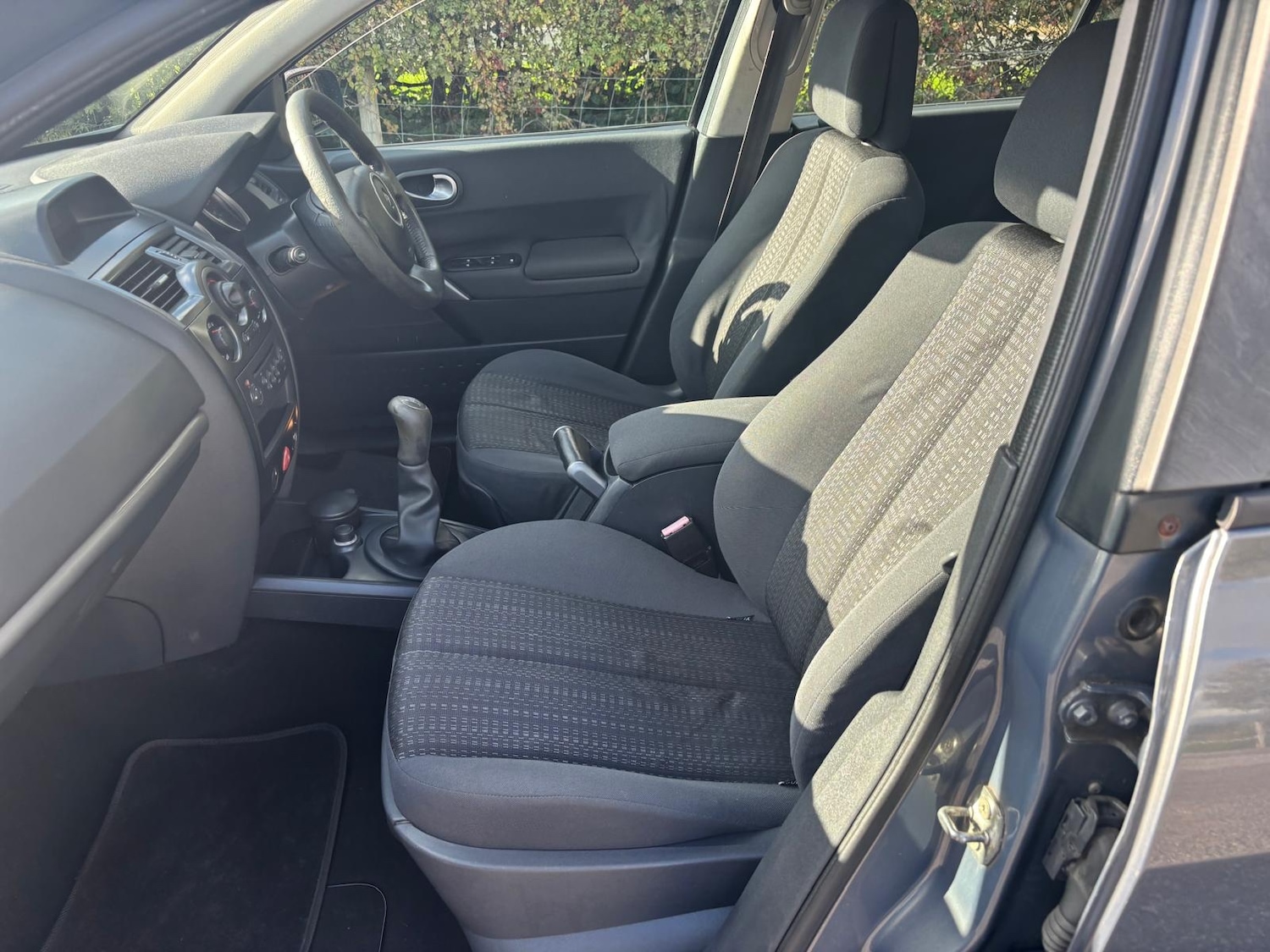 Used Renault Megane 2006 for sale - 76209174: Photo 6