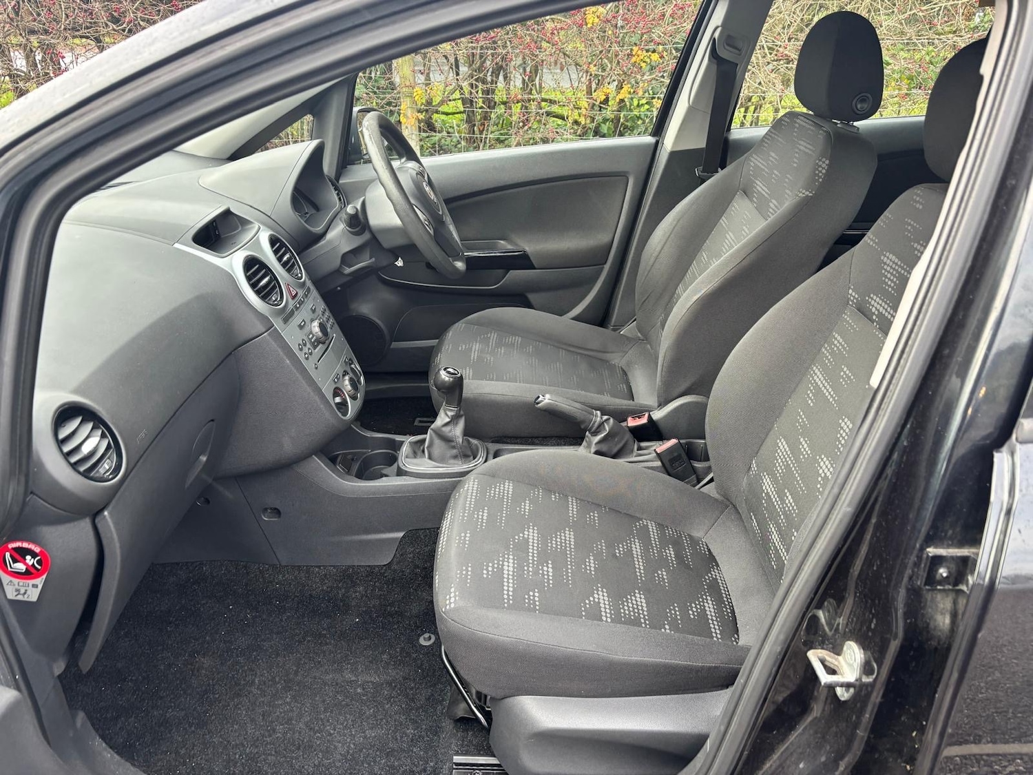 Used Vauxhall Corsa 2013 for sale - 76864200: Photo 7