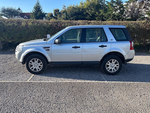 Used Land Rover Freelander 2009 for sale - 76209267: Photo 2