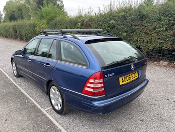 Used Mercedes-Benz C-Class 2006 for sale - 75568780: Photo