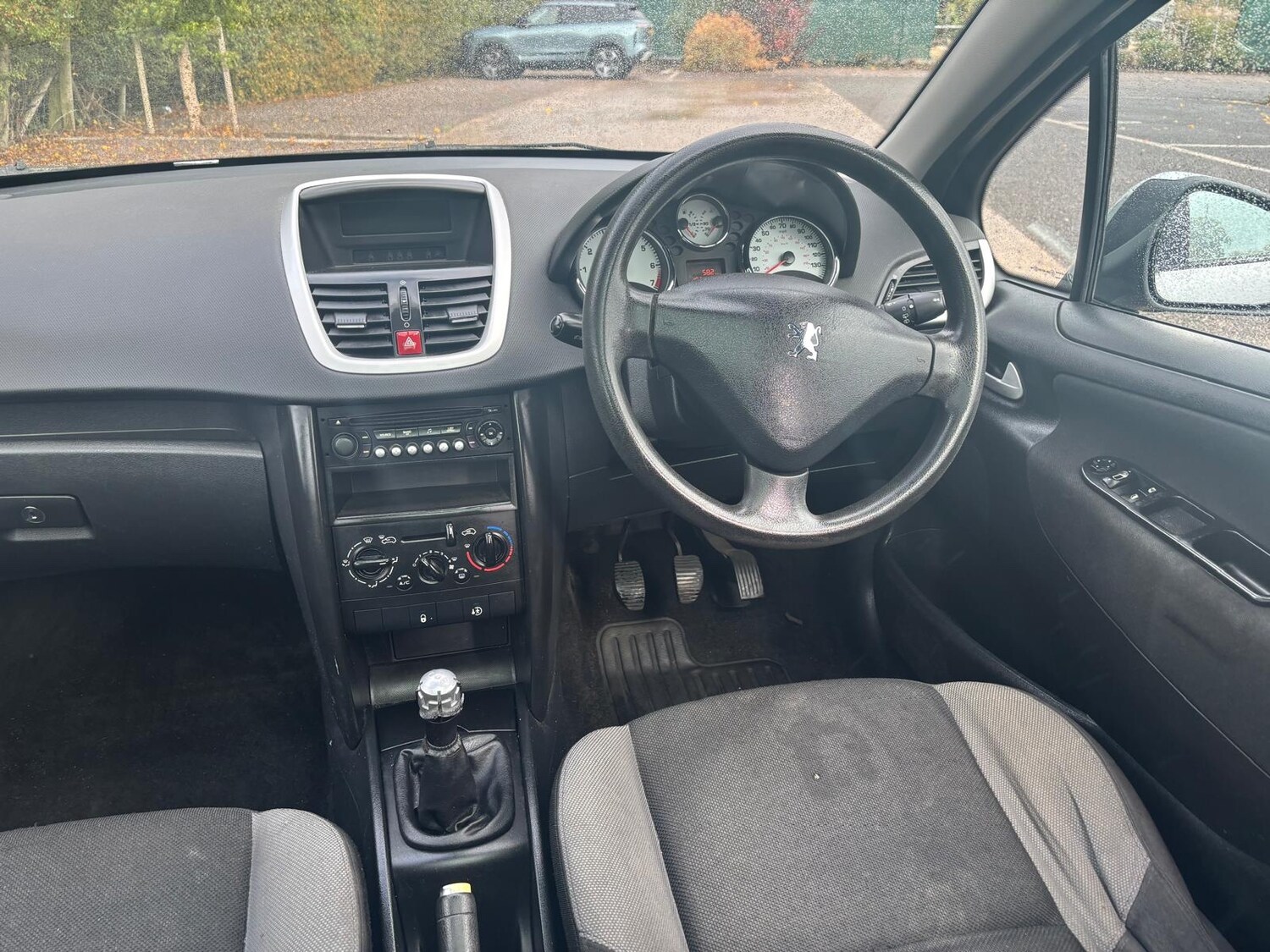 Used Peugeot 207 2007 for sale - 76393473: Photo 14