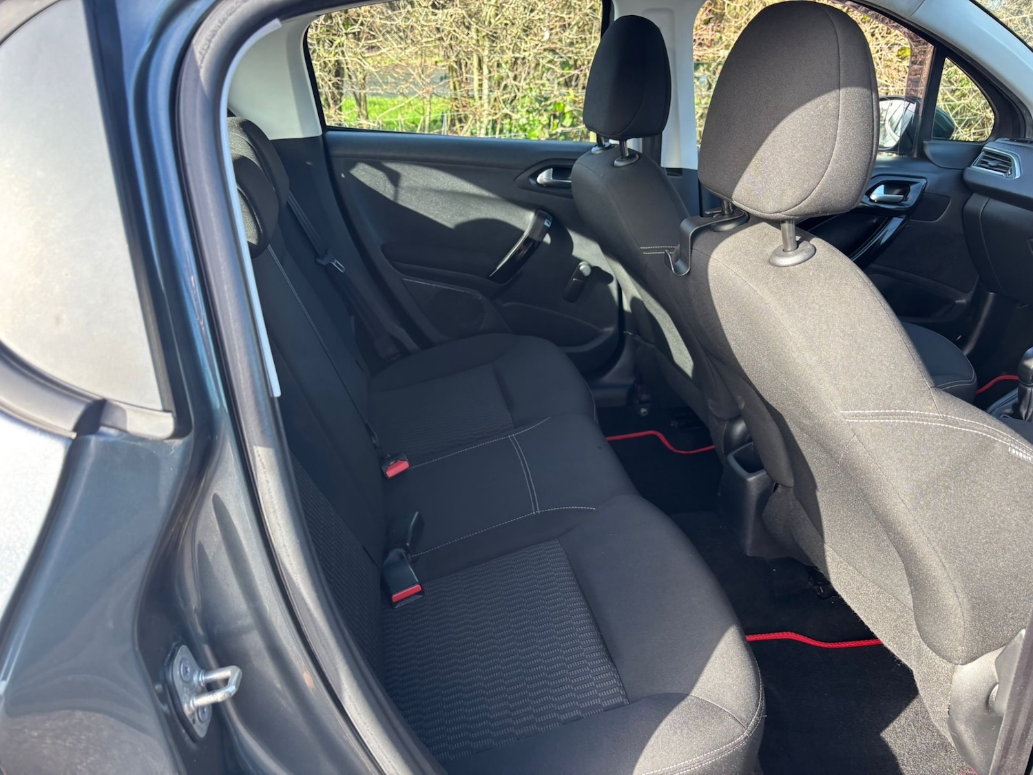 Used Peugeot 208 2017 for sale - 77517734: Photo 11