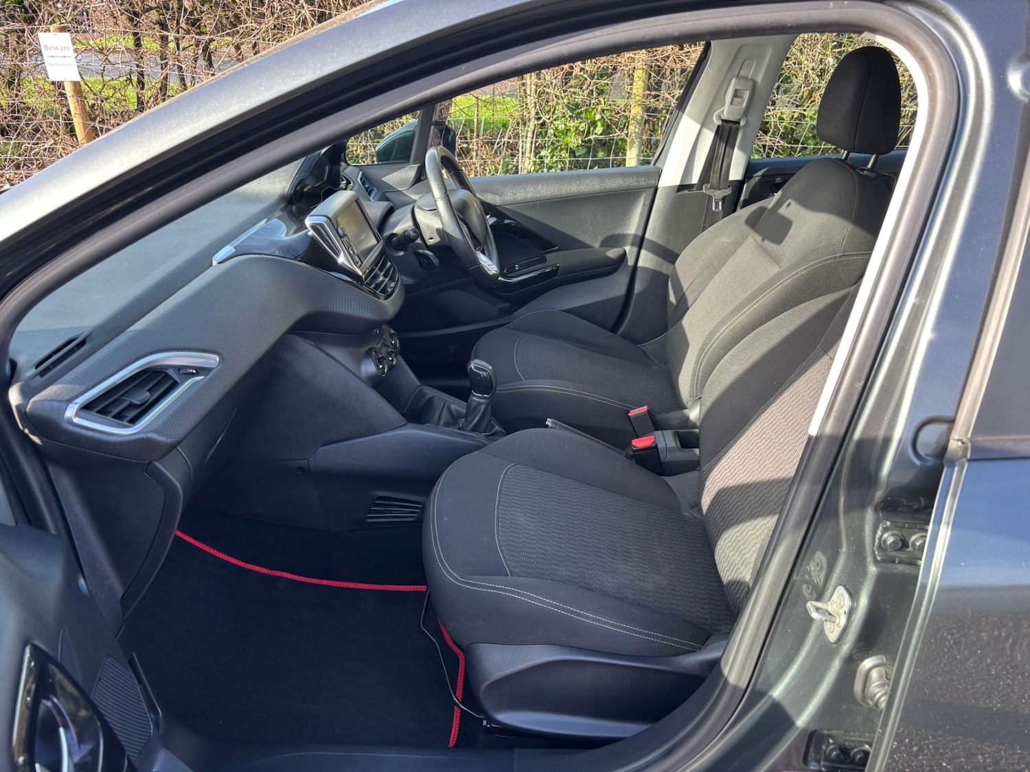 Used Peugeot 208 2017 for sale - 77517734: Photo 4