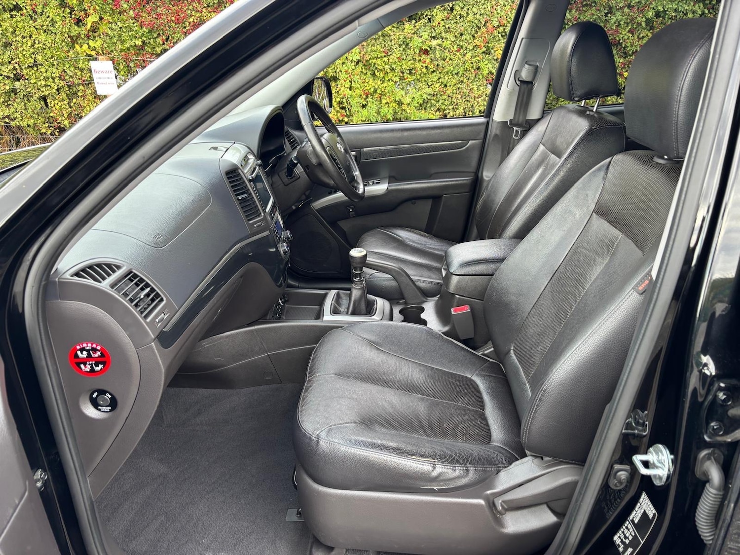 Used Hyundai Santa Fe 2012 for sale - 76583376: Photo 6