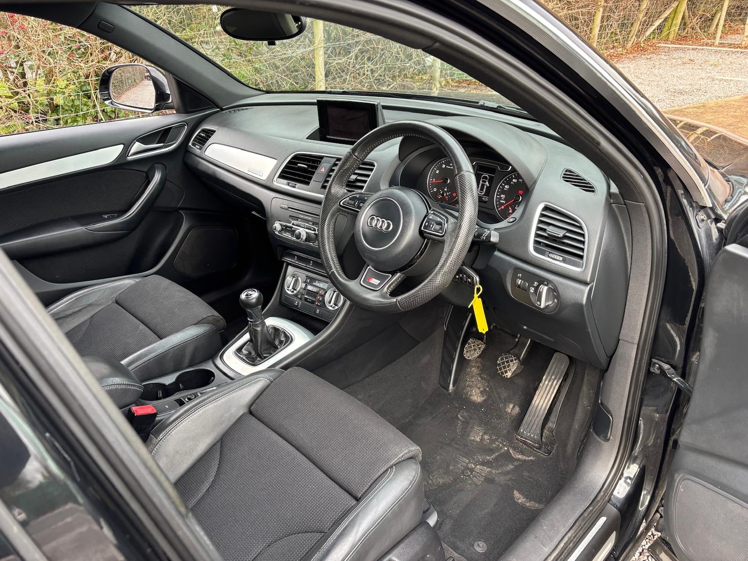 Used Audi Q3 2013 for sale - 77148943: Photo 13