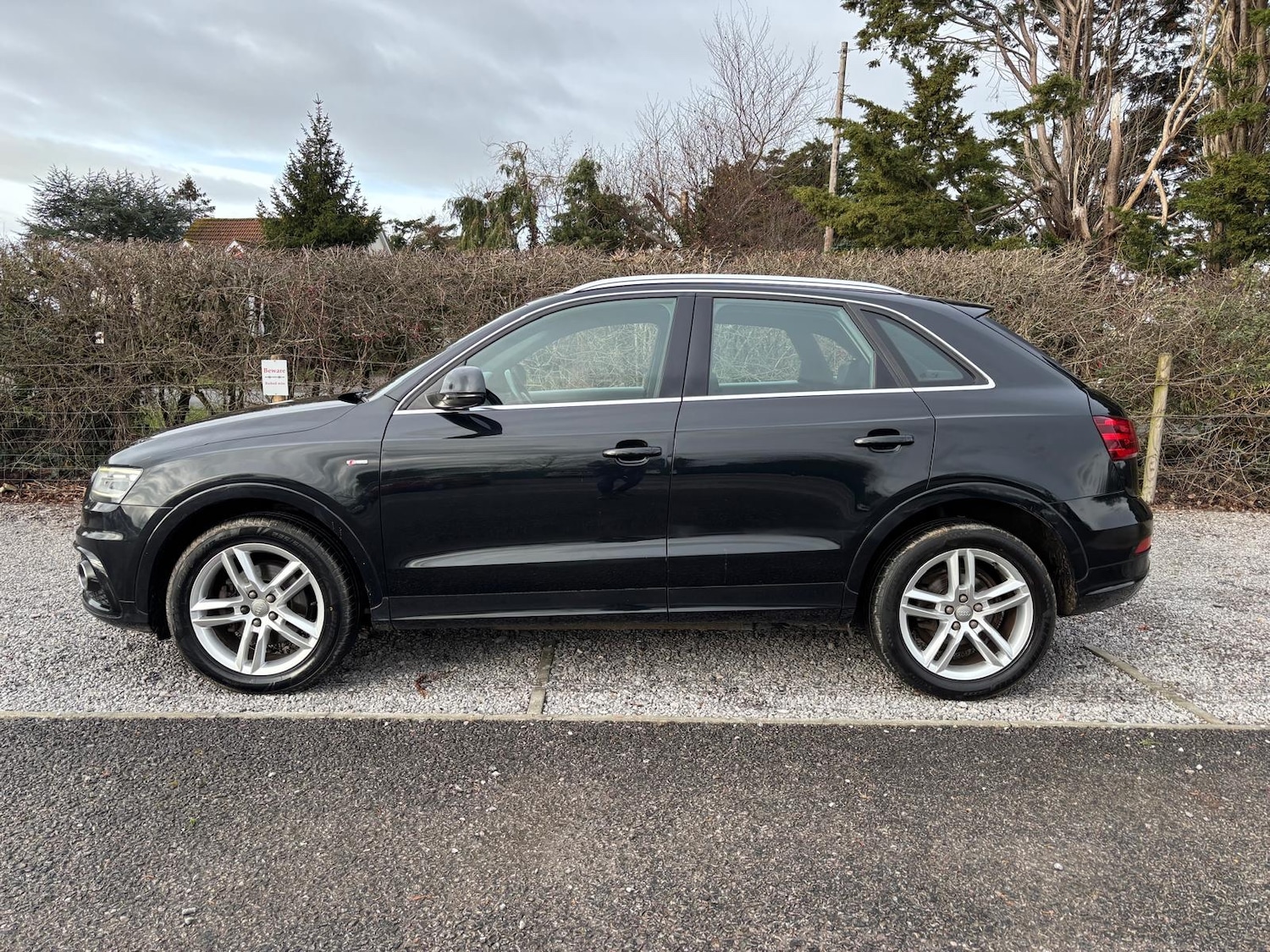 Used Audi Q3 2013 for sale - 77148943: Photo 2