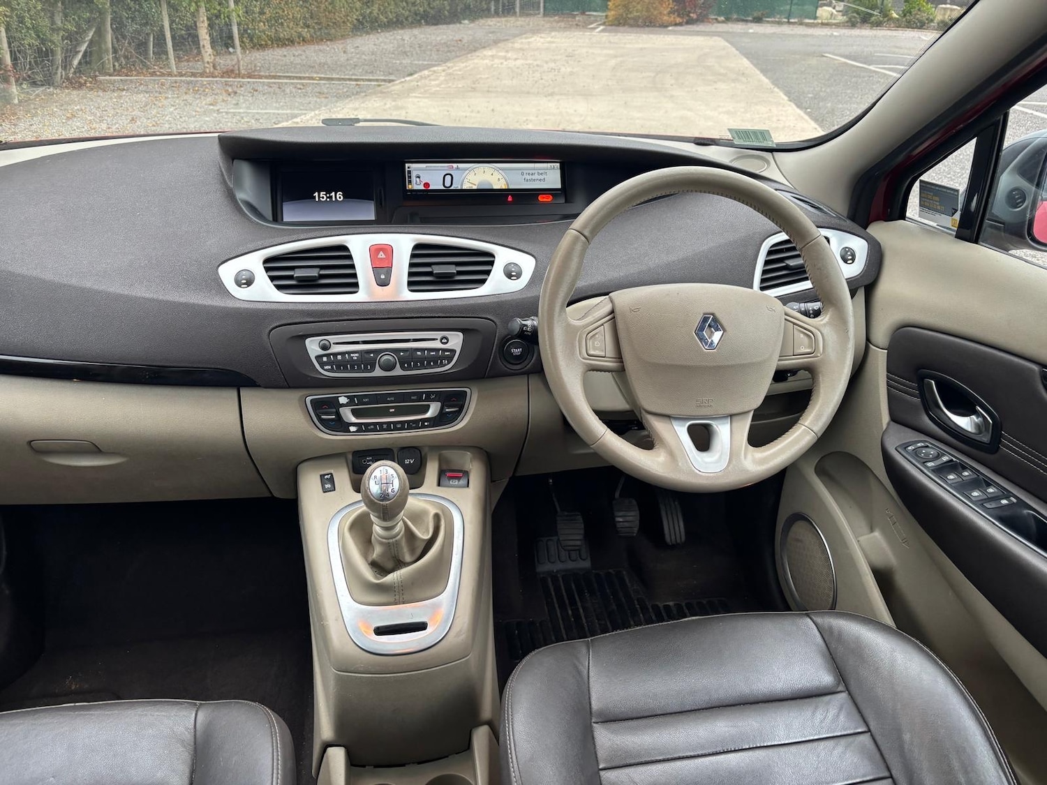 Used Renault Scenic 2010 for sale - 76273179: Photo 15