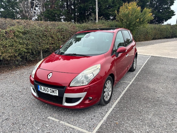 Used Renault Scenic 2010 for sale - 76273179: Photo 1
