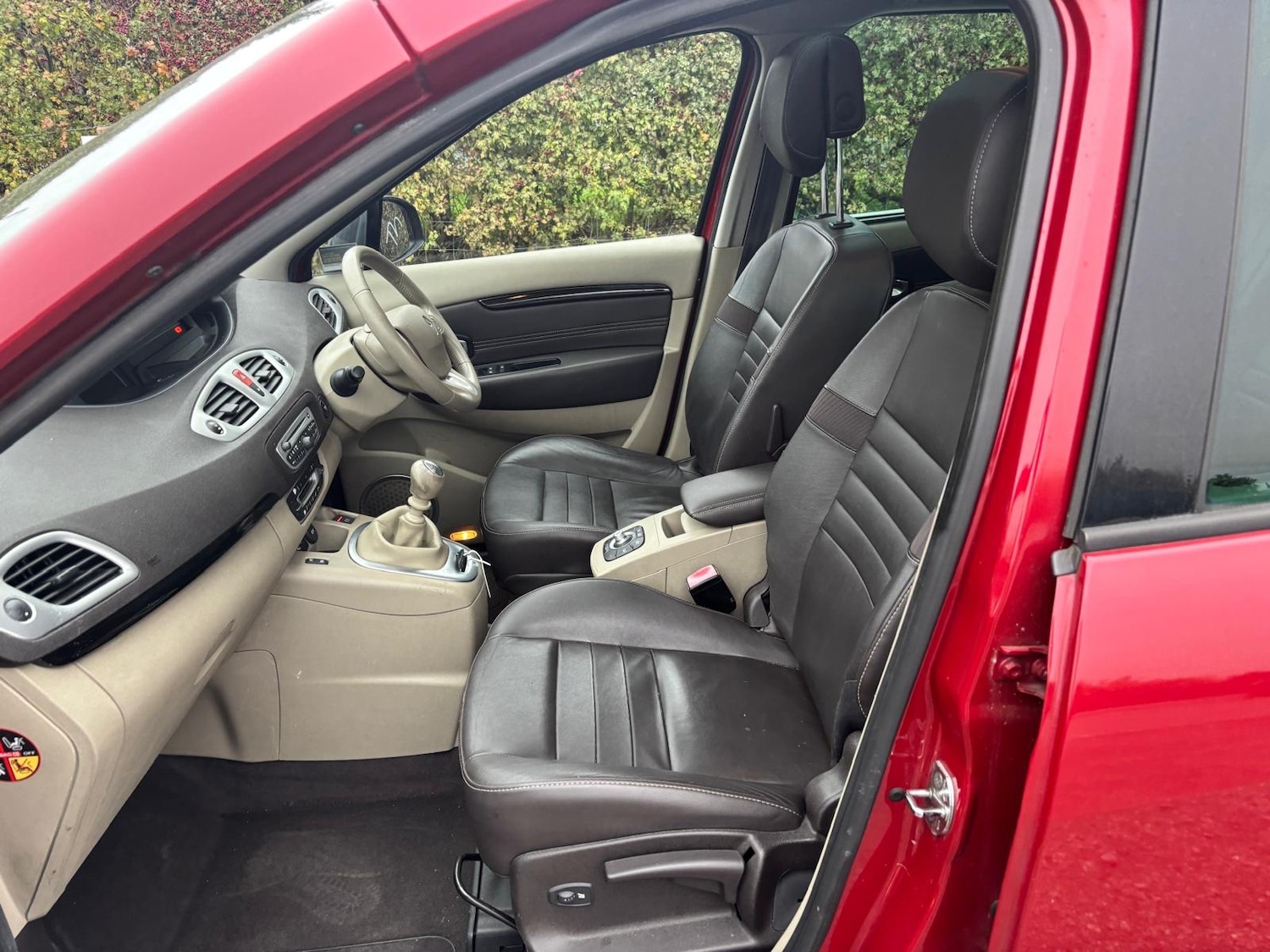 Used Renault Scenic 2010 for sale - 76273179: Photo 6