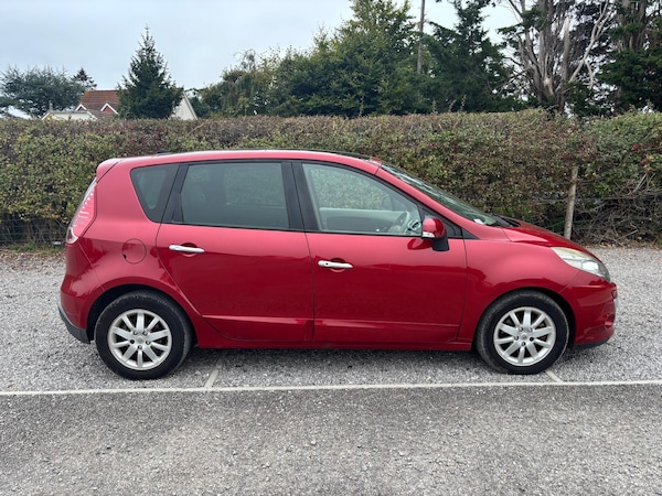 Used Renault Scenic 2010 for sale - 76273179: Photo 8