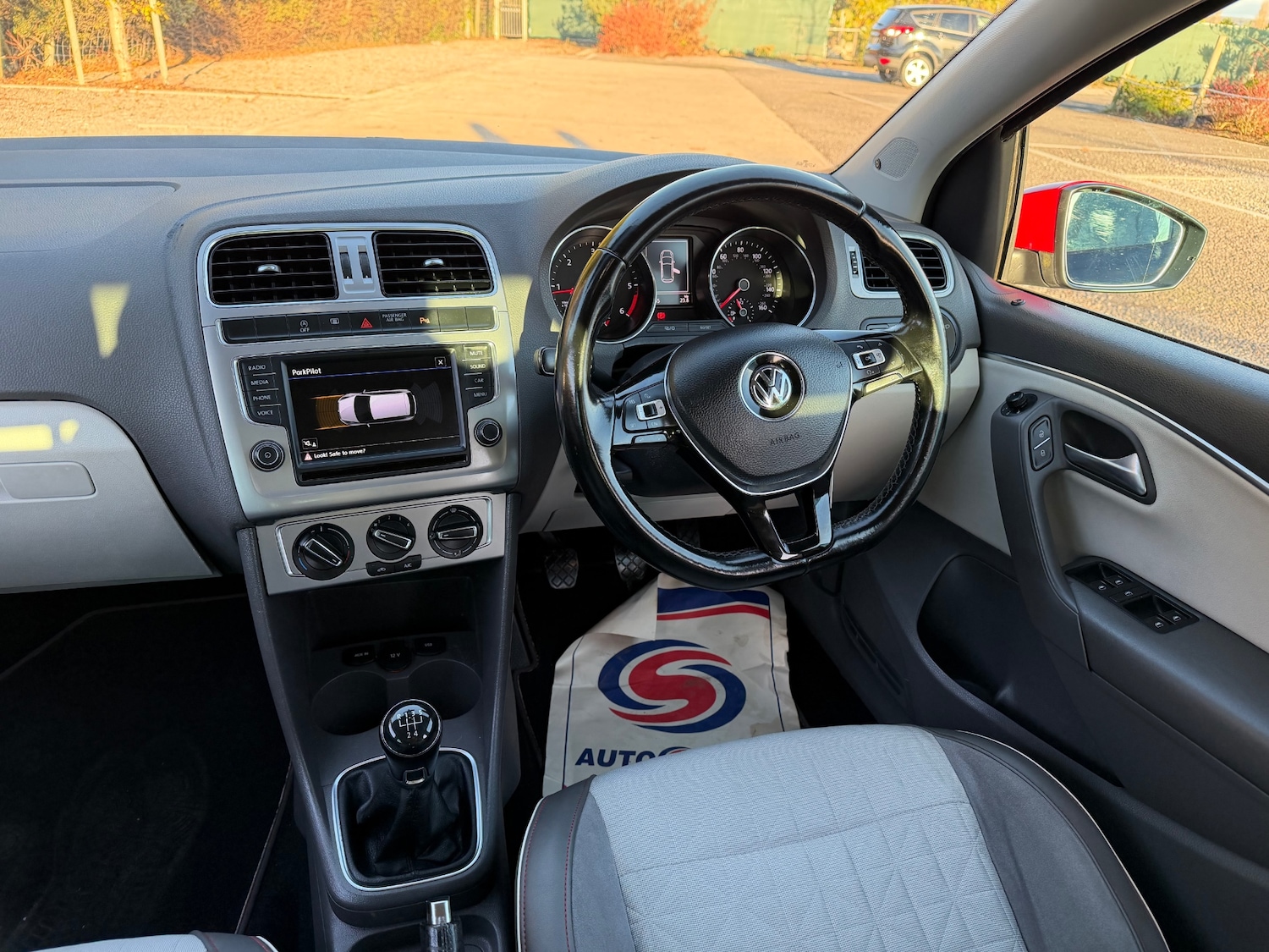 Used Volkswagen Polo 2017 for sale - 76697311: Photo 10