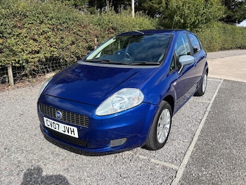 Used Fiat Grande Punto 2007 for sale - 76055802: Photo