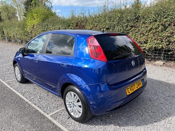 Used Fiat Grande Punto 2007 for sale - 76055802: Photo