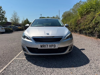 Used Peugeot 308 2017 for sale - 79564224: Photo