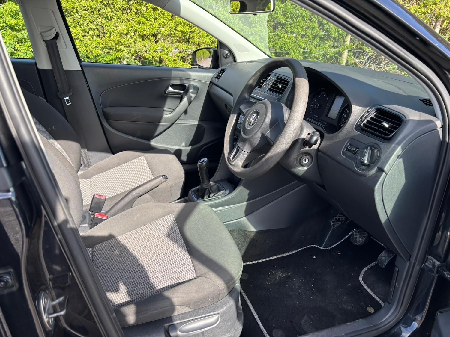 Used Volkswagen Polo 2011 for sale - 78210928: Photo 12