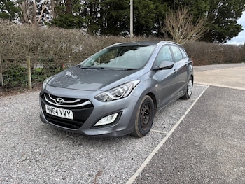 2014 (64) - 1.6 CRDi Blue Drive Active 5dr