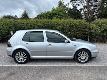Used Volkswagen Golf 2003 for sale - 78612526: Photo