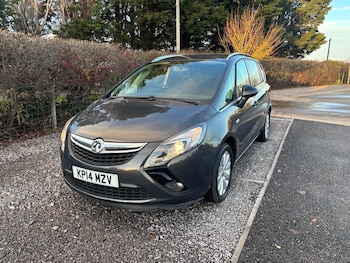 2014 (14) - 2.0 CDTi Tech Line 5dr