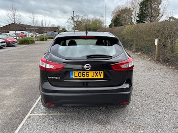Used Nissan Qashqai 2016 for sale - 77843048: Photo